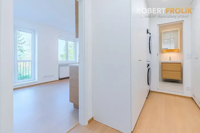 Pronájem bytu 2+kk, Praha - Dejvice, Velvarská, 40 m2