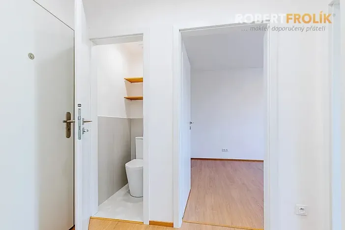 Pronájem bytu 2+kk, Praha - Dejvice, Velvarská, 40 m2