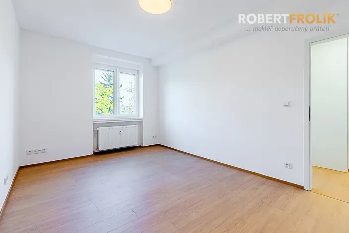 Pronájem bytu 2+kk, Praha - Dejvice, Velvarská, 40 m2