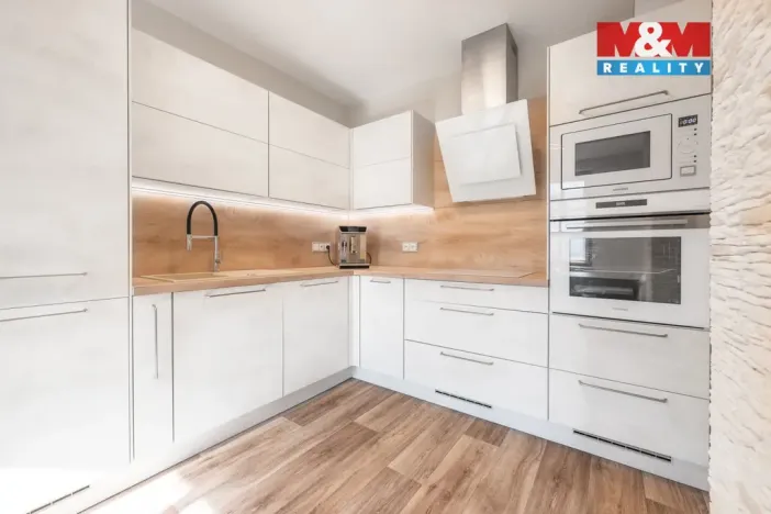 Prodej rodinného domu, Vsetín, Nepřejov, 240 m2