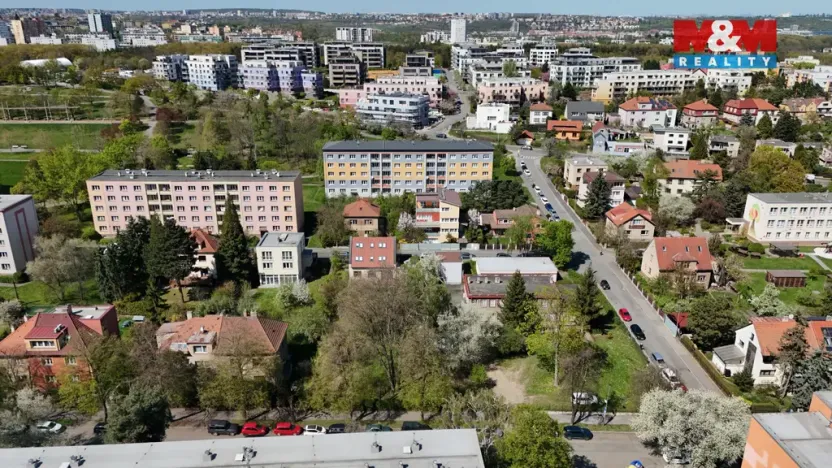 Prodej pozemku pro bydlení, Praha, Troilova, 591 m2