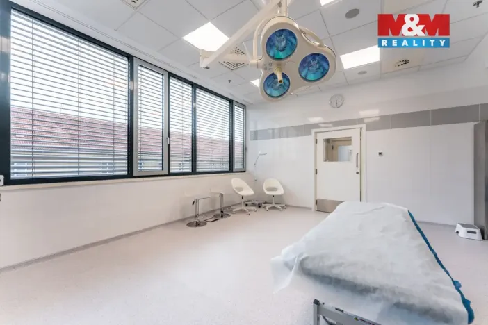 Pronájem obchodního prostoru, Praha, Jihlavská, 30 m2