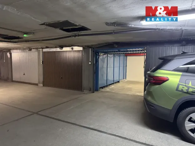 Prodej garáže, Zlín, Nad Stráněmi, 12 m2