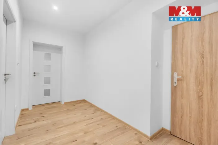 Pronájem bytu 2+kk, Jablonec nad Nisou, Růžová, 50 m2