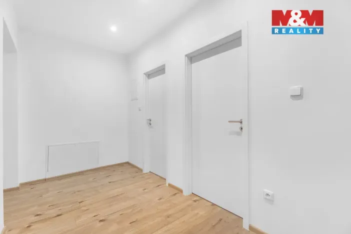 Pronájem bytu 2+kk, Jablonec nad Nisou, Růžová, 50 m2