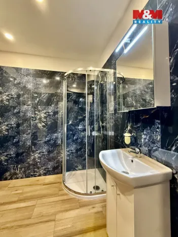 Pronájem činžovního domu, Příseka, 94 m2