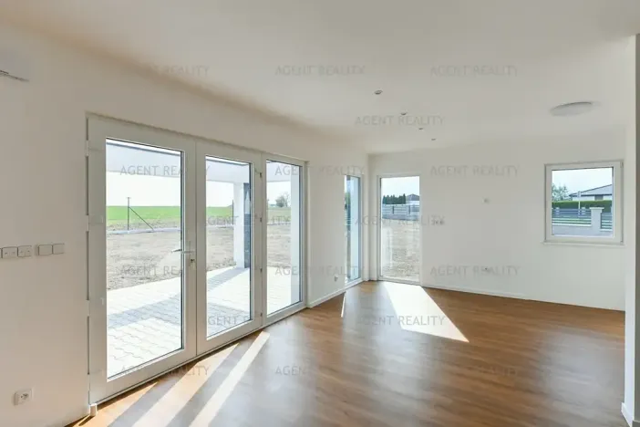 Prodej rodinného domu, Slaný, 156 m2