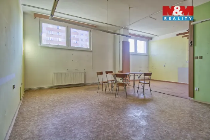 Pronájem obchodního prostoru, Orlová - Lutyně, Masarykova třída, 69 m2