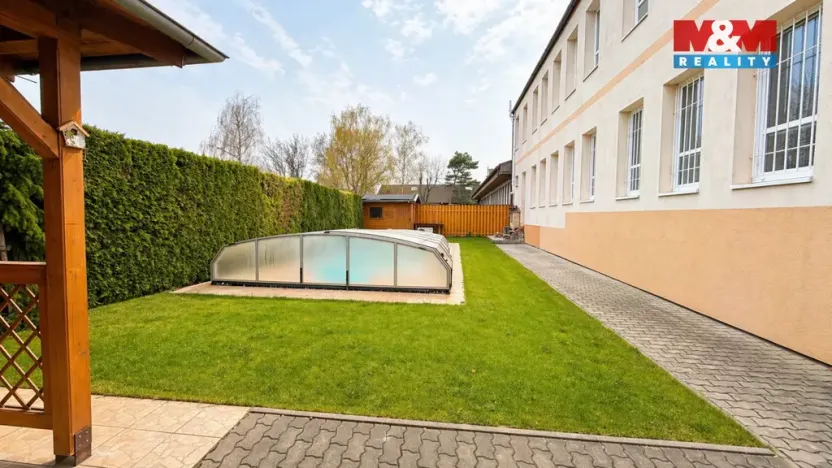 Pronájem atypického bytu, Lenešice, 171 m2