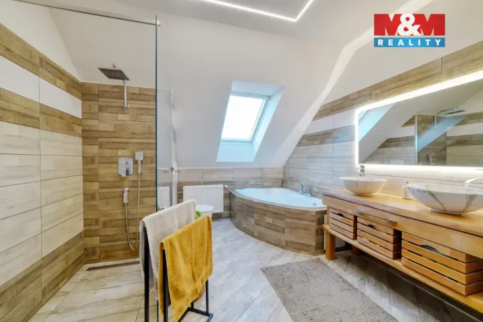 Pronájem bytu 3+kk, Mariánské Lázně - Úšovice, Dobrovského, 80 m2