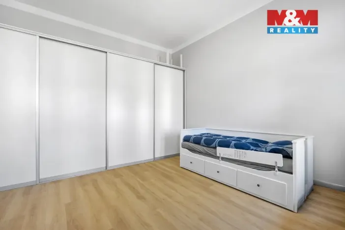 Prodej bytu 2+1, Děčín - Děčín I-Děčín, Čsl. armády, 64 m2