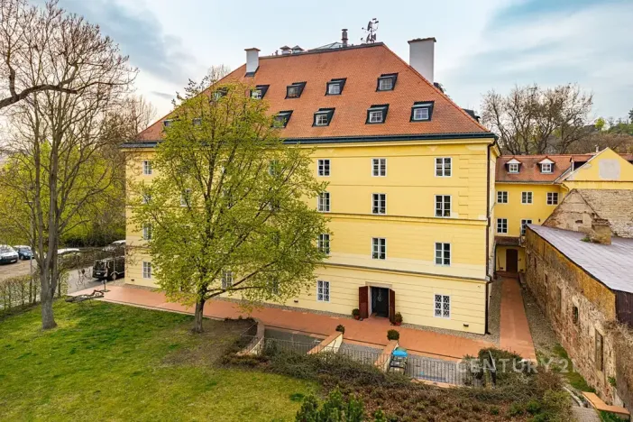 Prodej atypického bytu, Praha - Troja, Povltavská, 86 m2