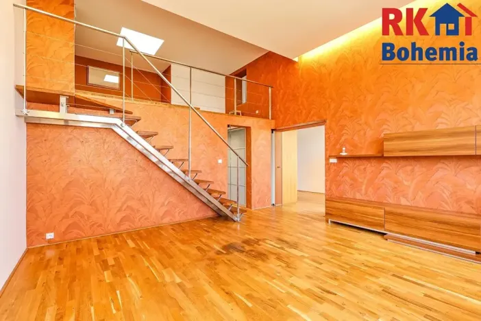 Pronájem bytu 2+1, Praha - Zbraslav, Jaromíra Vejvody, 75 m2