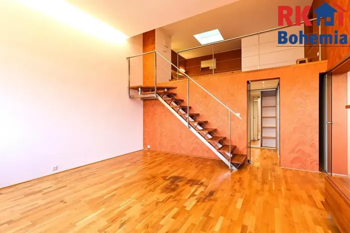 Pronájem bytu 2+1, Praha - Zbraslav, Jaromíra Vejvody, 75 m2