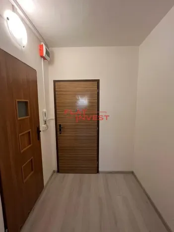Pronájem bytu 1+kk, Tanvald, U Školky, 30 m2