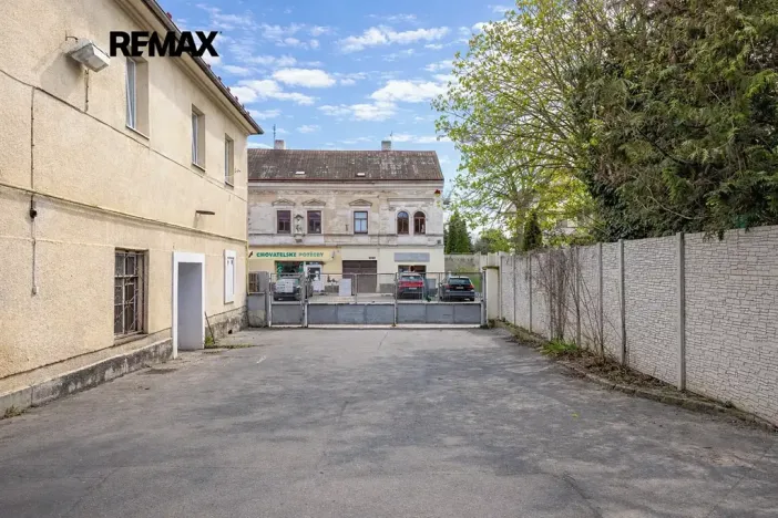 Pronájem výrobních prostor, Rudná, Masarykova, 1270 m2