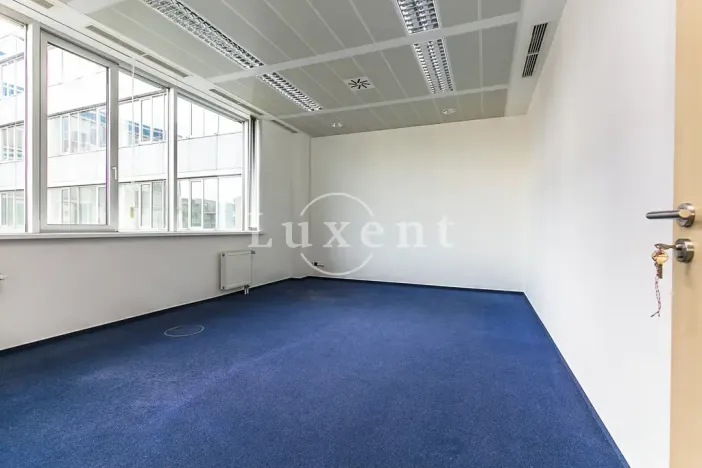 Pronájem kanceláře, Praha - Jinonice, Pekařská, 393 m2