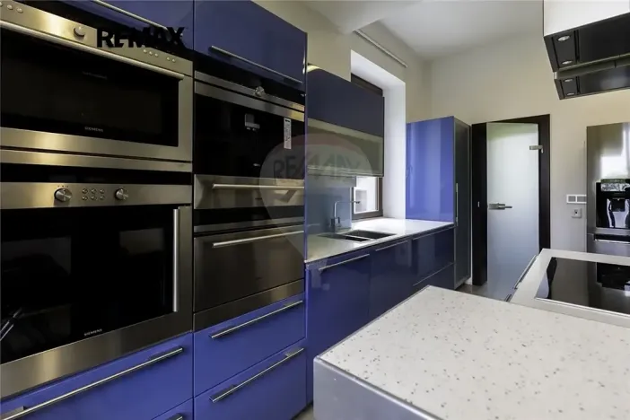 Prodej ubytování, Příbor, Masarykova, 860 m2