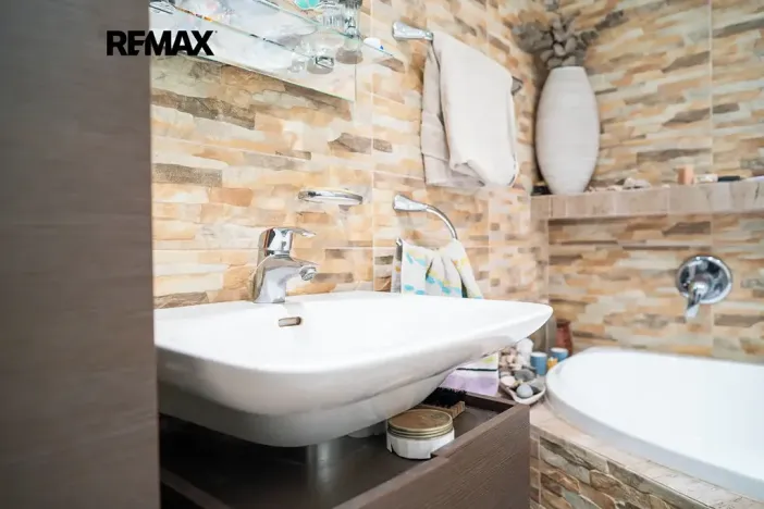 Prodej bytu 2+kk, Hradec Králové, Jungmannova, 50 m2