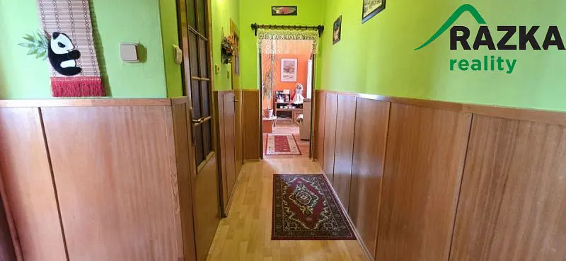 Prodej bytu 3+1, Chodová Planá, sídliště Lučina, 68 m2