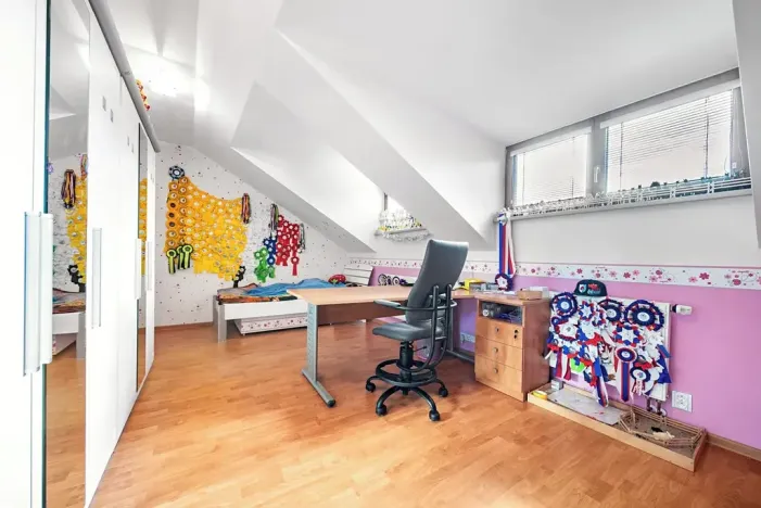 Prodej rodinného domu, Brno, Ve vilkách, 230 m2