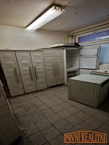 Pronájem obchodního prostoru, Uherský Brod, 26. dubna, 146 m2