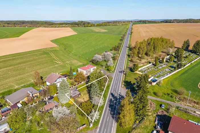 Prodej pozemku pro bydlení, Oleška, 684 m2