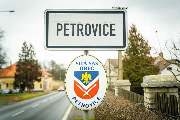 Prodej pozemku pro bydlení, Petrovice, 6626 m2