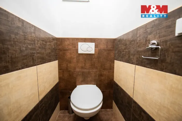 Pronájem bytu 2+1, Hradec Králové, Šimkova, 75 m2