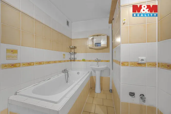 Prodej bytu 3+1, Náchod, Tyršova, 60 m2