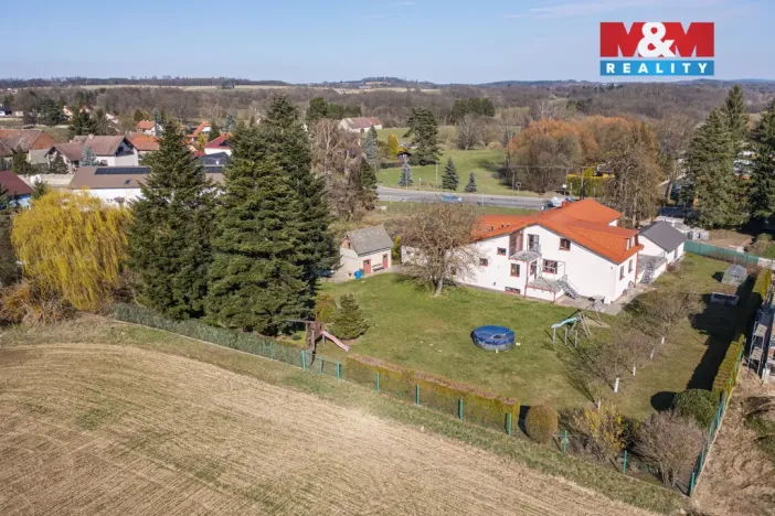 Prodej rodinného domu, Sulice - Želivec, Hlavní, 374 m2