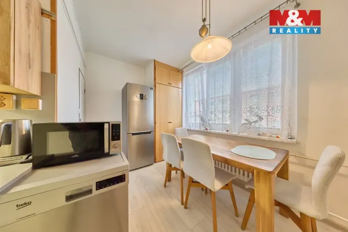 Prodej bytu 2+1, Hořice, Pod Lipou, 62 m2