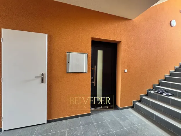 Pronájem bytu 2+kk, Teplice, Albrechtova, 70 m2