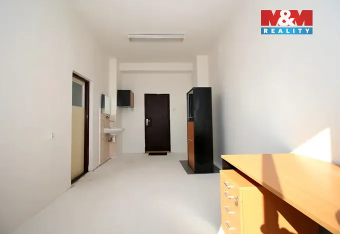 Pronájem kanceláře, Hradec Králové - Nový Hradec Králové, Brněnská, 38 m2