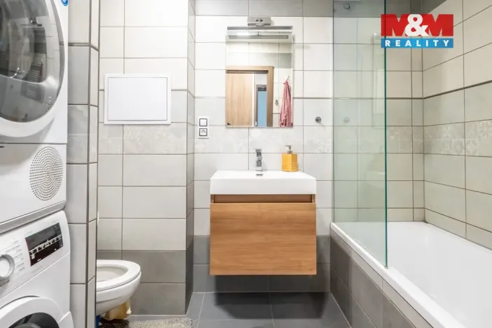 Prodej bytu 3+1, Strunkovice nad Blanicí, Protivecká, 63 m2