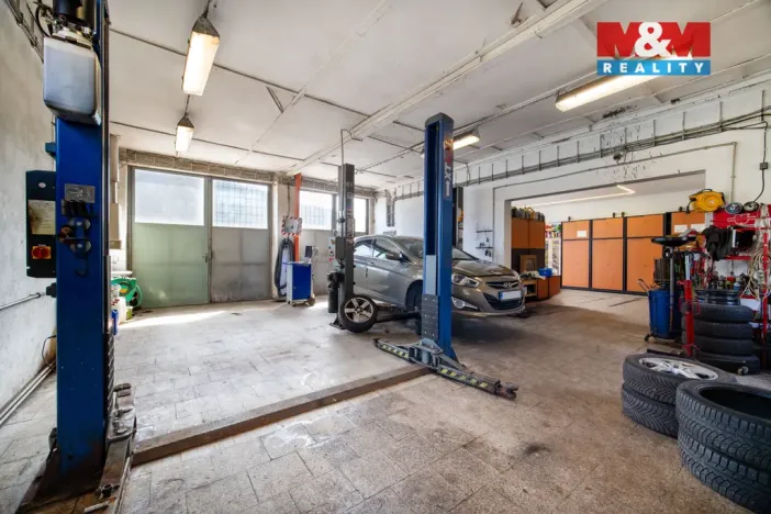 Pronájem obchodního prostoru, Moravská Třebová, Nové sady, 2231 m2