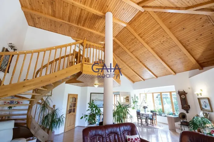 Prodej rodinného domu, Strážovice, 354 m2