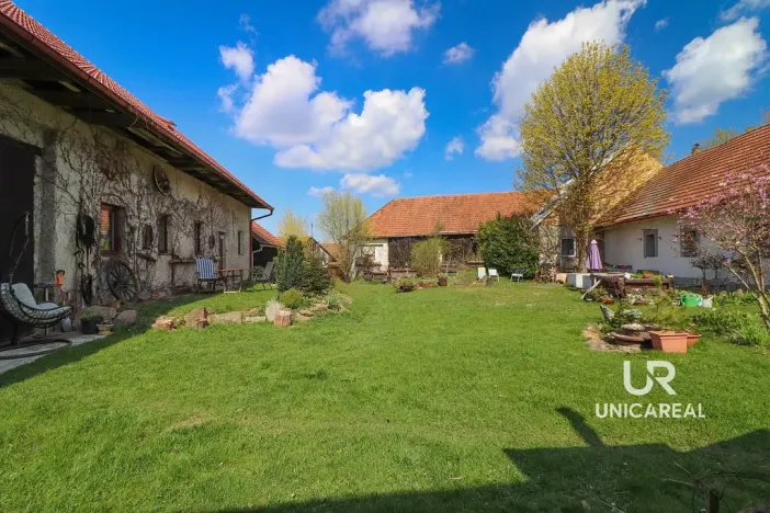 Prodej rodinného domu, Sklené nad Oslavou, 330 m2