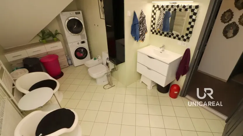 Prodej rodinného domu, Božice, 233 m2