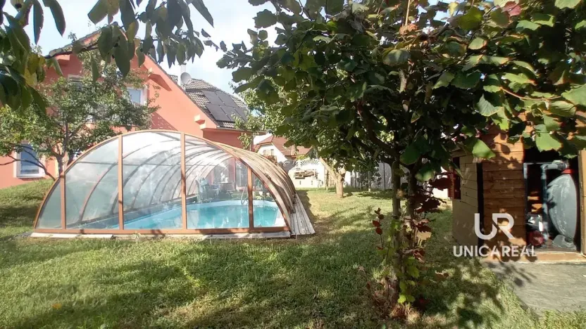 Prodej rodinného domu, Božice, 233 m2