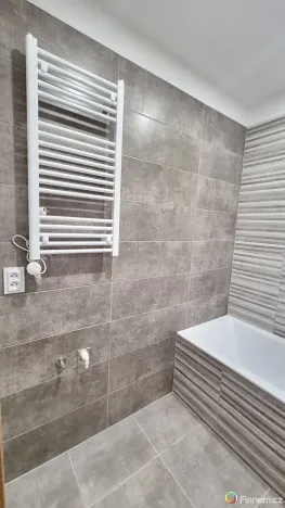 Prodej bytu 2+1, Tmaň, 42 m2