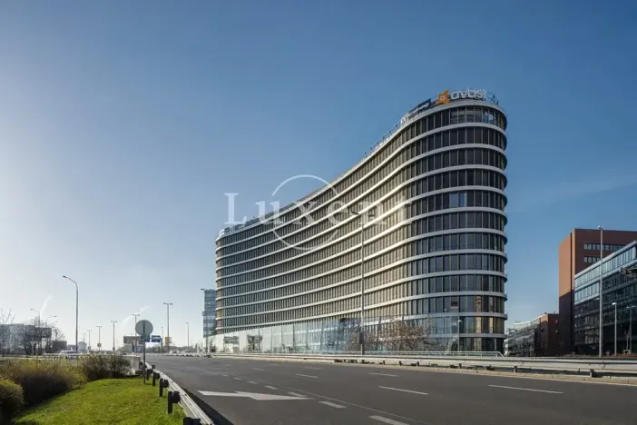 Pronájem kanceláře, Praha - Nusle, Pikrtova, 500 m2