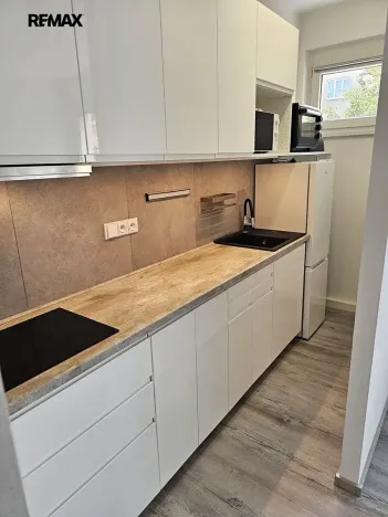 Pronájem bytu 2+kk, Praha - Břevnov, Mládeže, 42 m2