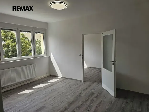 Pronájem bytu 2+kk, Praha - Břevnov, Mládeže, 42 m2