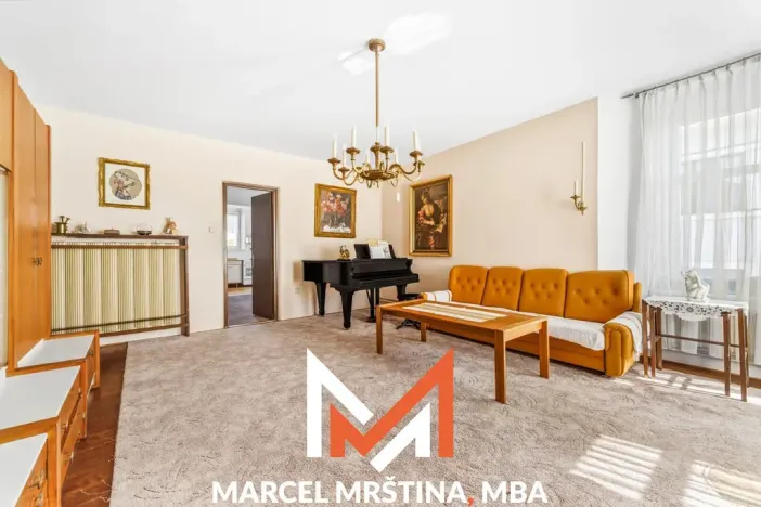 Prodej rodinného domu, Červený Kostelec, Jiráskova, 340 m2