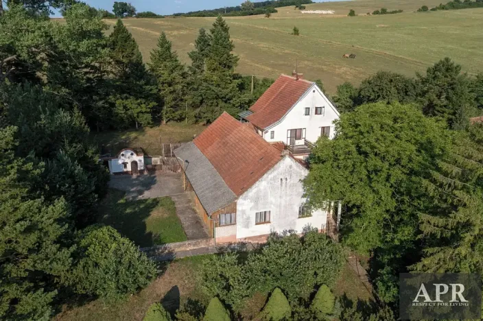 Prodej zemědělské usedlosti, Nezdenice, 275 m2