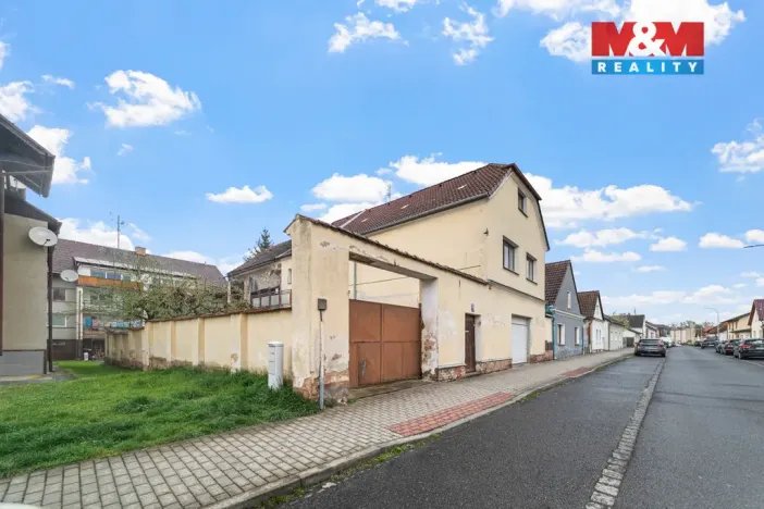 Prodej rodinného domu, Domažlice - Bezděkovské Předměstí, Žižkova, 85 m2