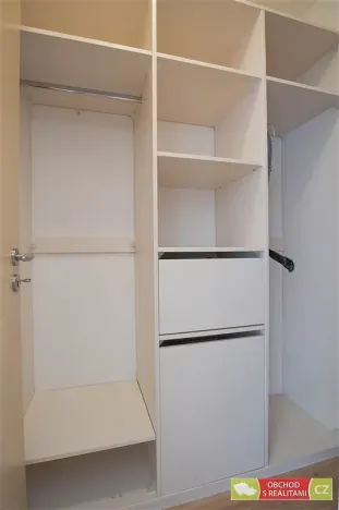 Pronájem bytu 2+kk, Praha, Božetická, 41 m2