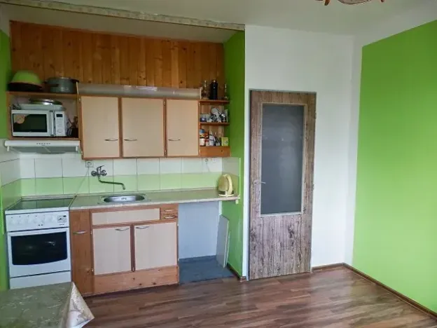 Pronájem bytu 1+1, Liberec, Gagarinova, 36 m2