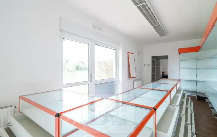 Pronájem obchodního prostoru, Praha - Kolovraty, Kupkova, 35 m2